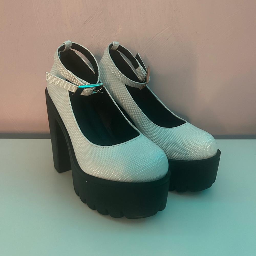 Chunky platform heels